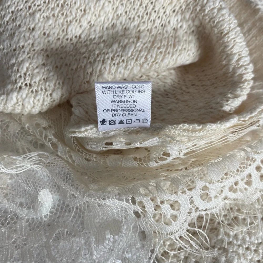 Subtle luxury cream eyelash lace back cotton sweater size XS